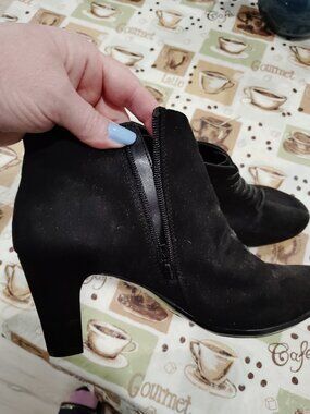 Women's aero soles high heel boot size 10M